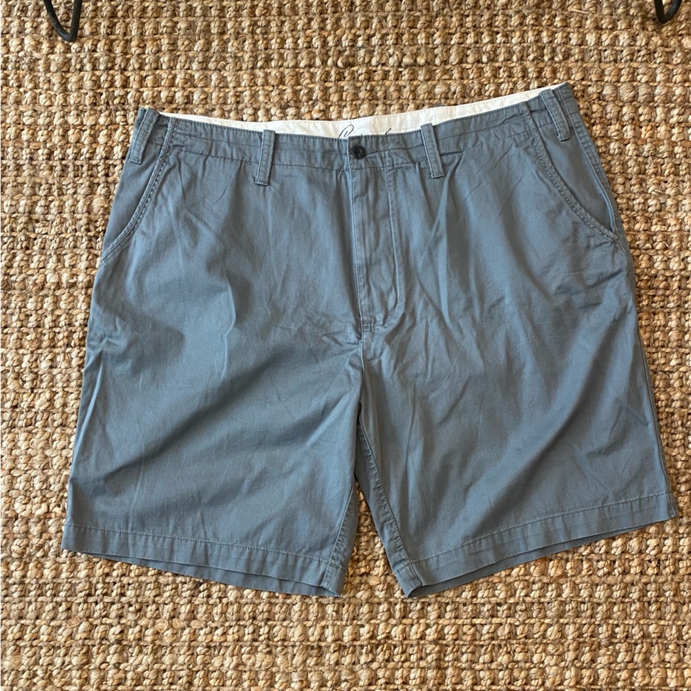 Roundtree and Yorke CASUALS -Gray Shorts BIG TALL -Size 46